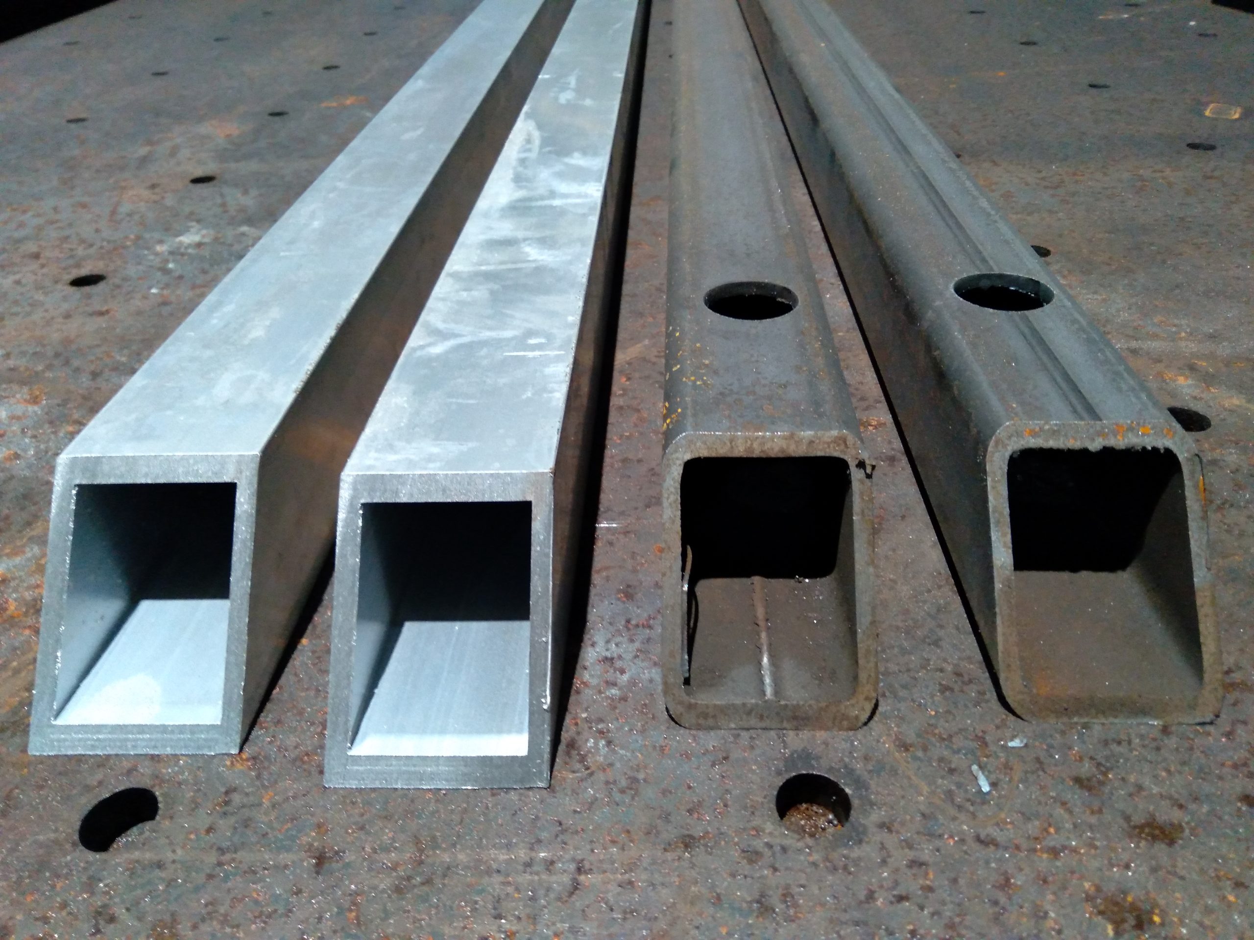 Aluminum-vs-steel-gate-metals-scaled-for-barnum